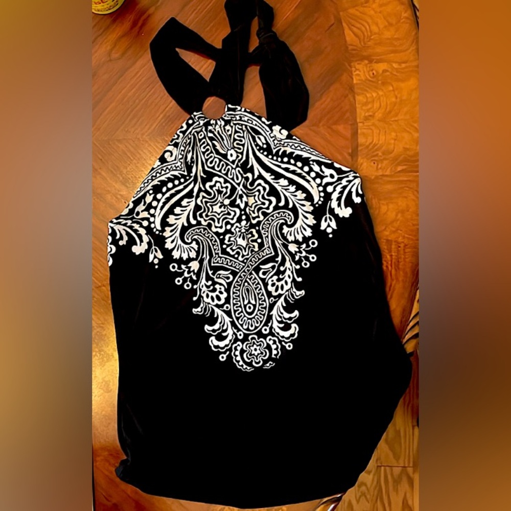 White House Black Market Women's Slinky Filigree Print O-Ring Halter Neck Top XS
